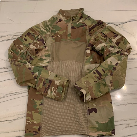 US Army Other - US Army Genuine Issue Multicam Flame Resistant Shirt w/Zipper Size Medium